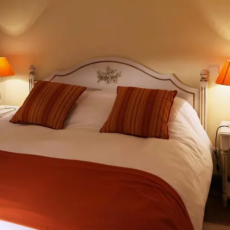 Domaine Saint-roch Hotel