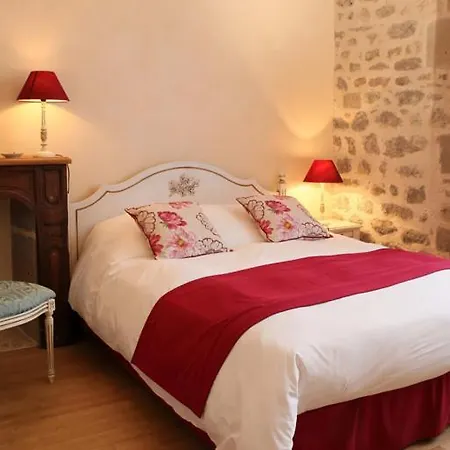 מלון Domaine Saint-roch 3*