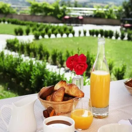 Domaine Saint-roch فندق 3*