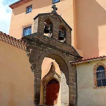 فندق Domaine Saint-roch 3*