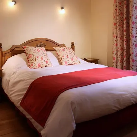 Domaine Saint-roch Hotel