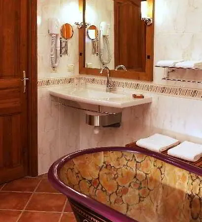 Szálloda Domaine Saint-roch 3*