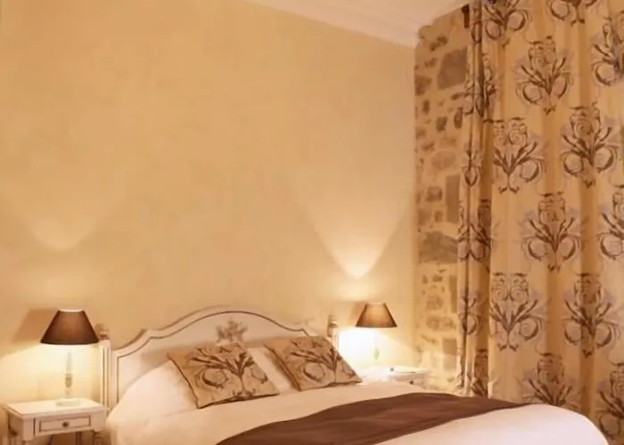 Domaine Saint-roch Hotel